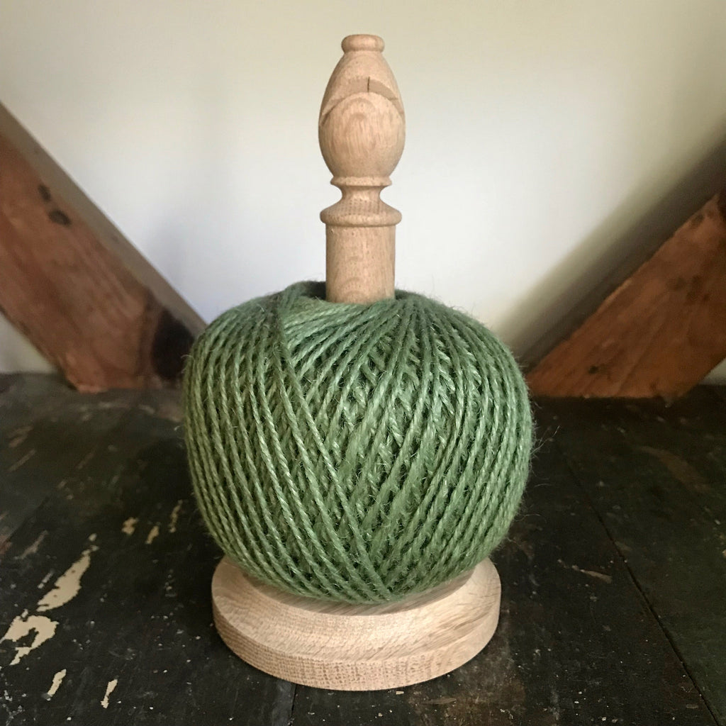 8" English Oak Twine Stand and Cutter - Green 250 Gram