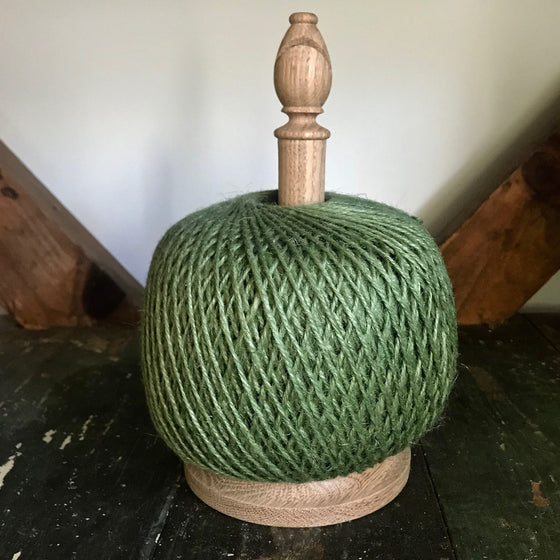 9" English Oak Twine Stand and Cutter - Green 500 Gram