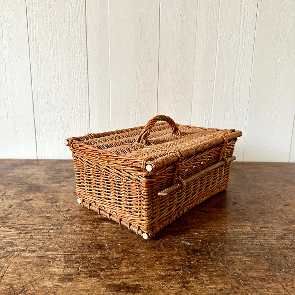 Caramel Wicker Hamper with Top Handle - Large