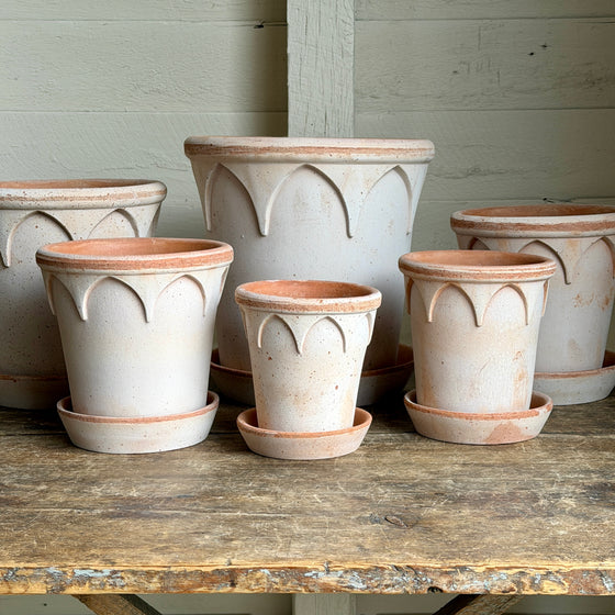 Danish Elizabeth Pots & Saucers in Rosa Terracotta