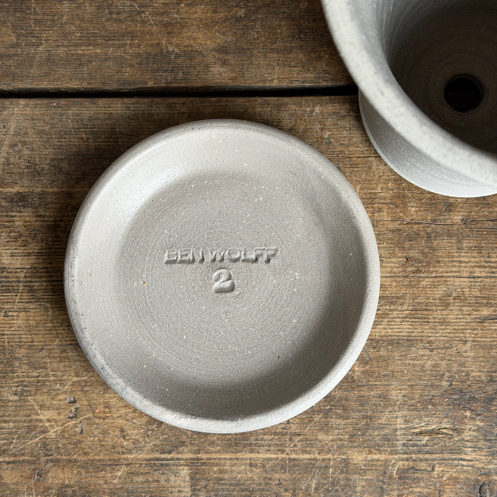 Milton Gray Pots + Saucers by Ben Wolff