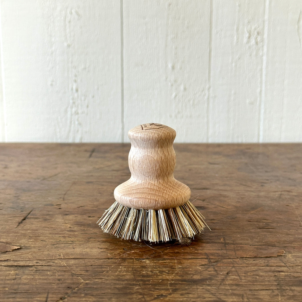 Pot Brush