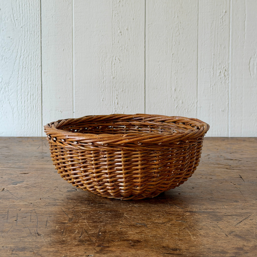 Round Curved Bread Basket - Brown