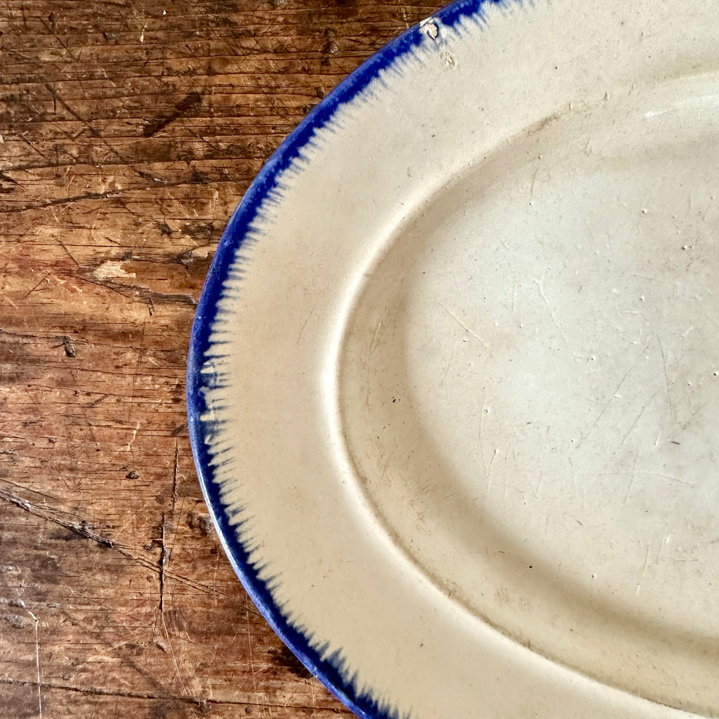 Antique Blue Feather Edge Leeds Platter - 14"