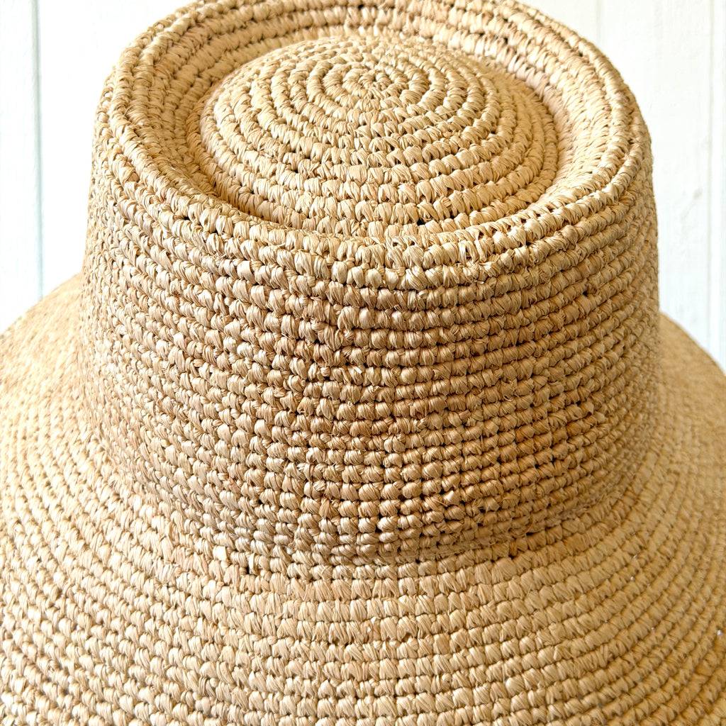 Tali Hat in Natural