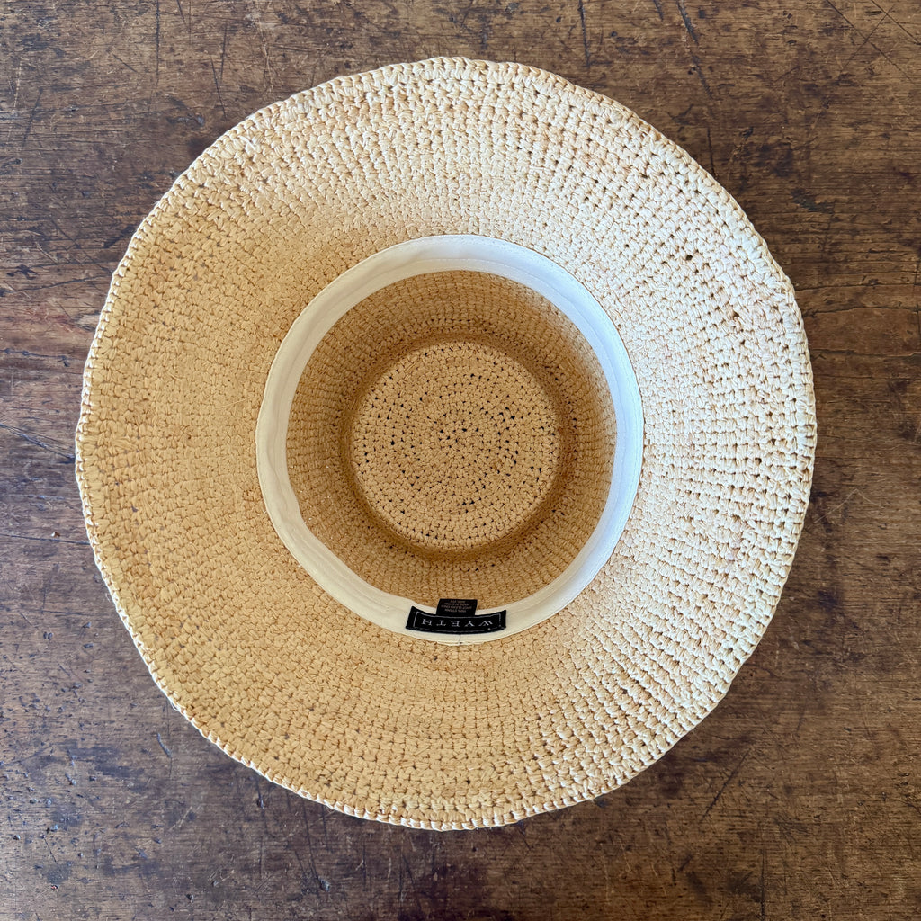 Tali Hat in Natural