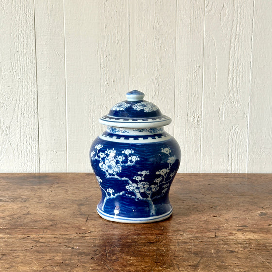 Small Plum Blossom Chinese Temple Jar