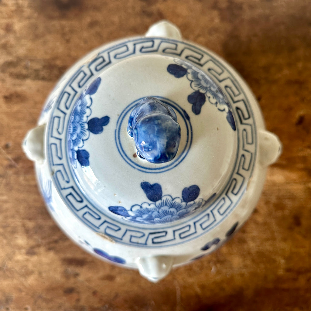 Bird and Flower Chinese Temple Jar