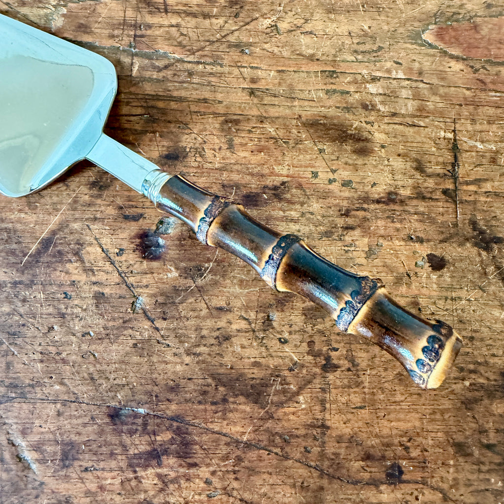 Dark Bamboo Tart Server