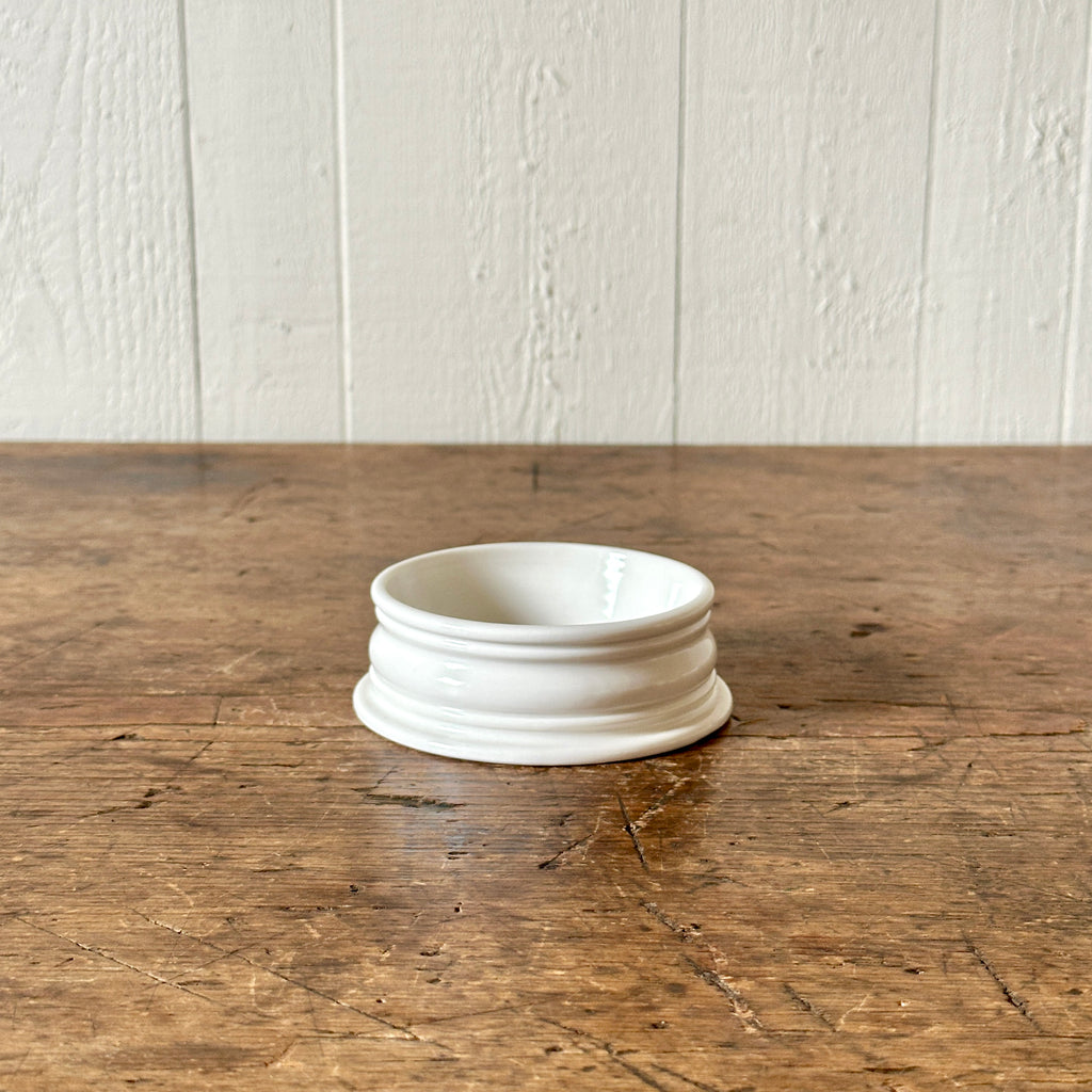 Classical Plain Porcelain Pinch Pot - Large