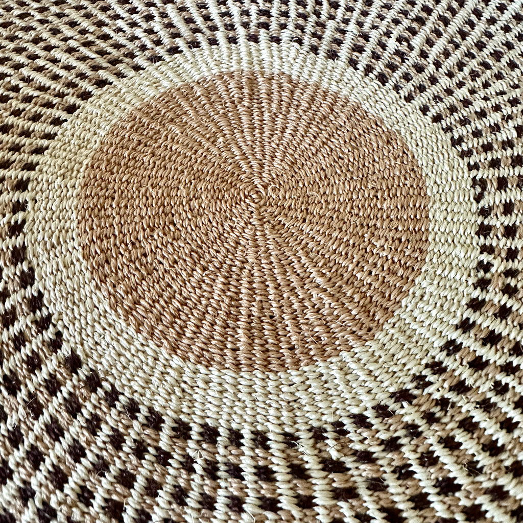 Umber Round Sisal Placemat