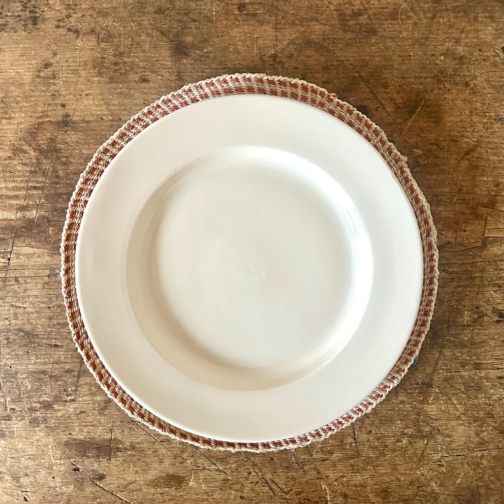 Rowan Red Round Sisal Placemat