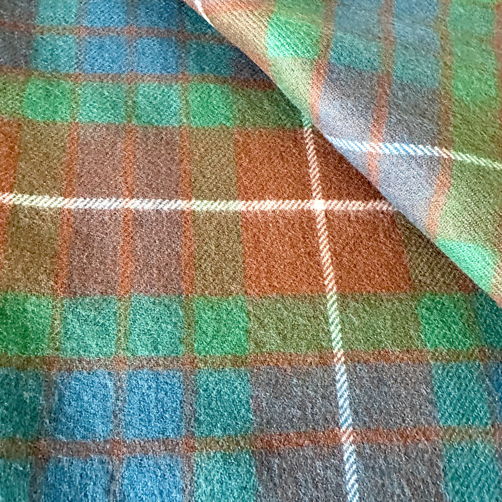 Fraser Hunting Ancient Scottish Throw