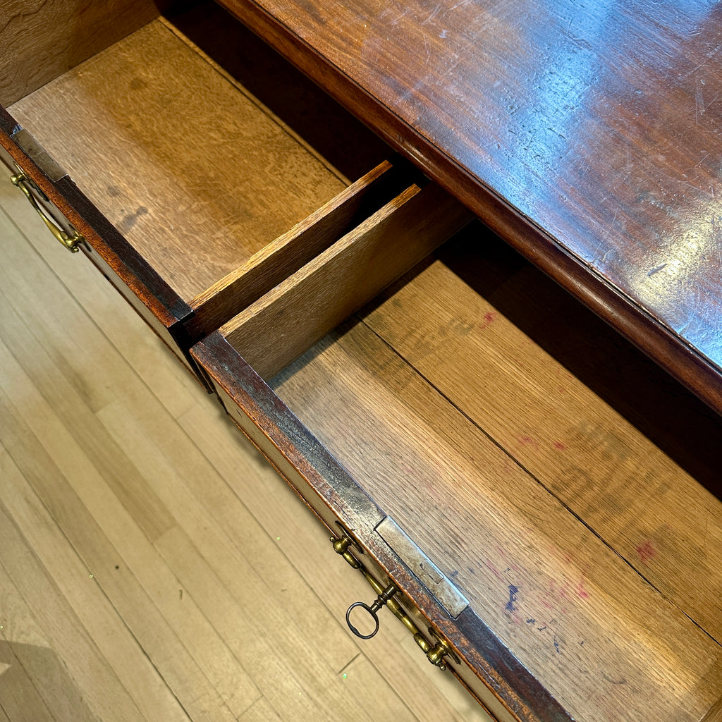 Late 18th C Chest of Drawers