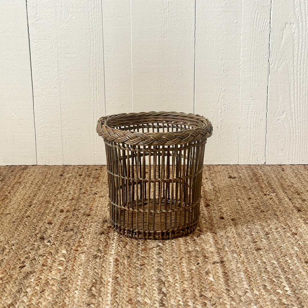 Small Openwork Waste Basket with Braided Edge - Green