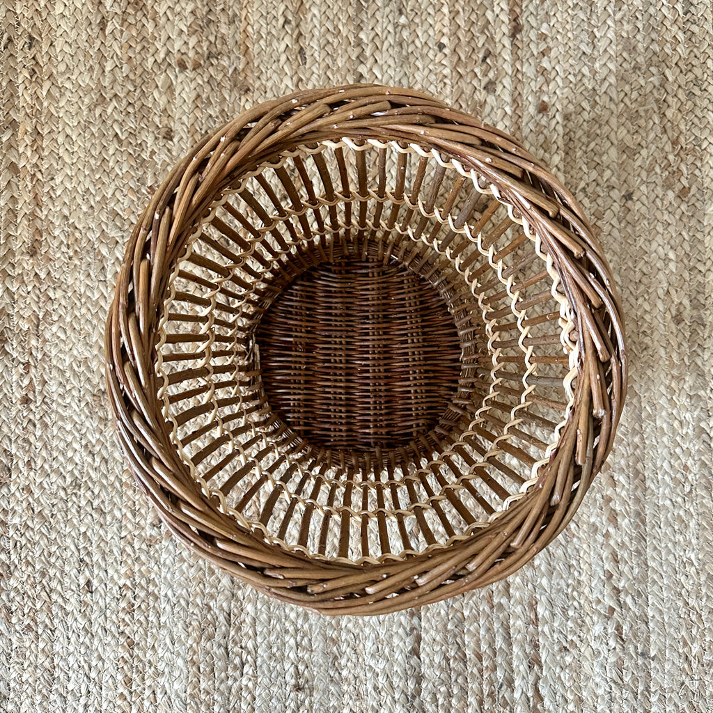 Openwork Waste Basket - Brown with White
