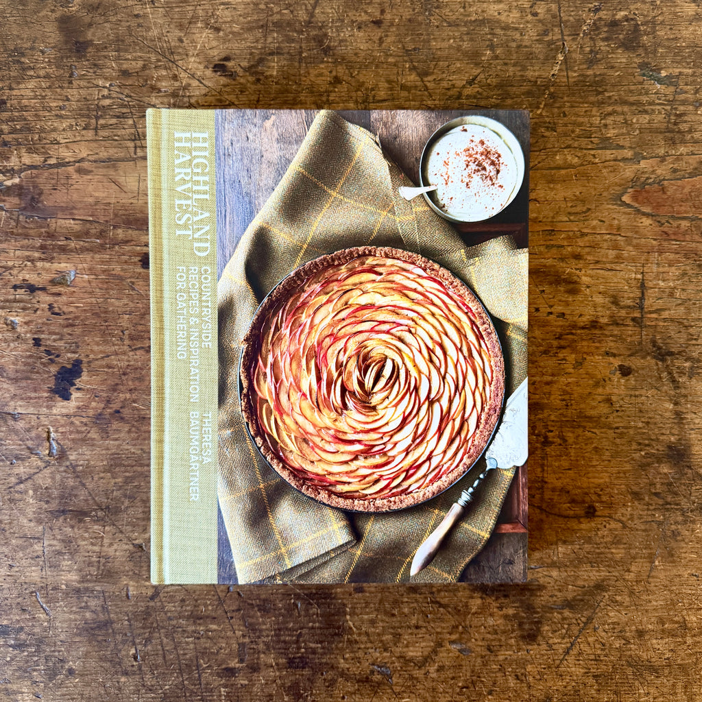 Highland Harvest: Countryside Recipes and Inspiration for Gathering