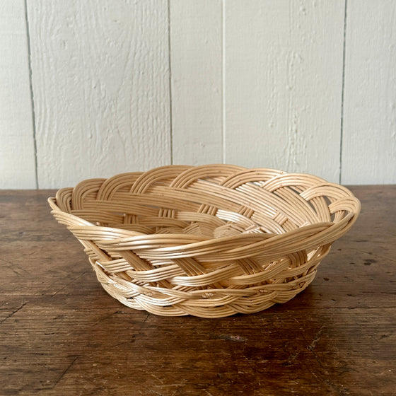 Small White Wicker Fruit Basket