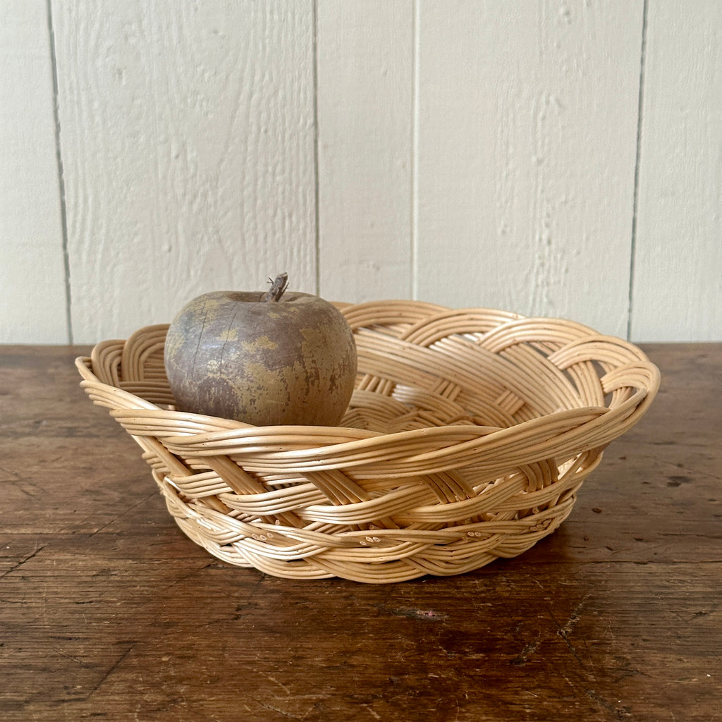 Small White Wicker Fruit Basket