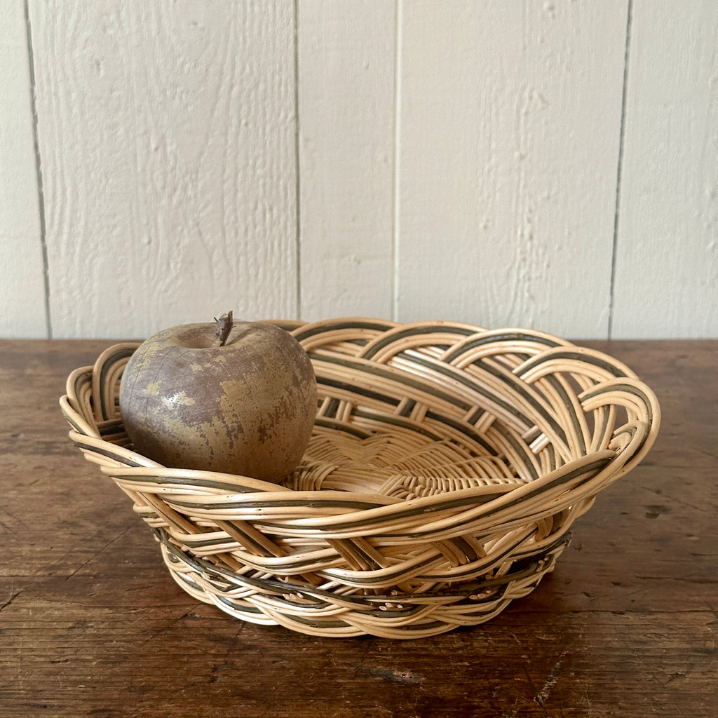 Small White & Green Wicker Fruit Basket