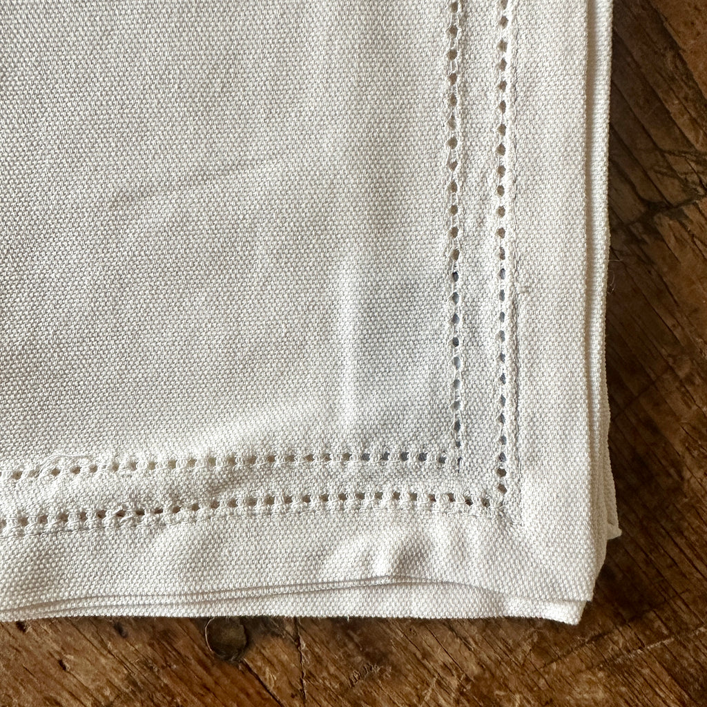 Ivory Double Eyelet Cotton Napkins - Set of 4