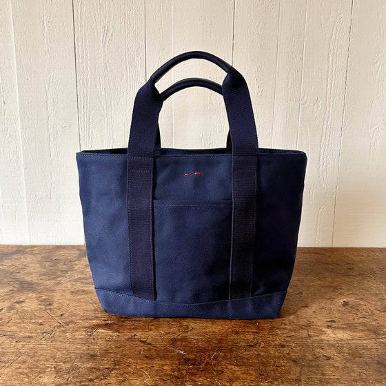 The Petite Classic Tote - Navy