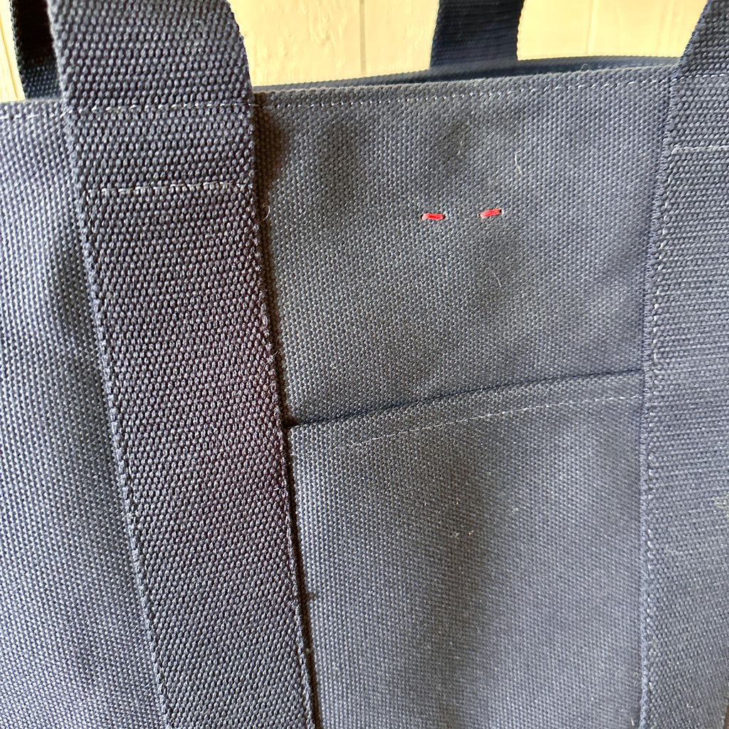 The Classic Tote - Navy