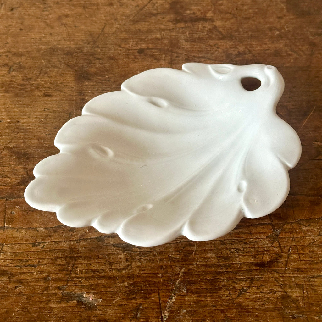 Ironstone Leaf Dish