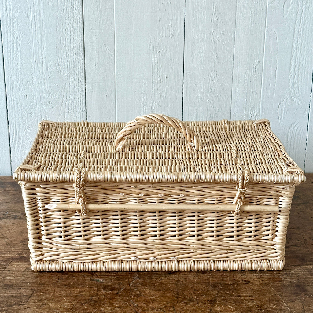 Large White Wicker Needlework Basket