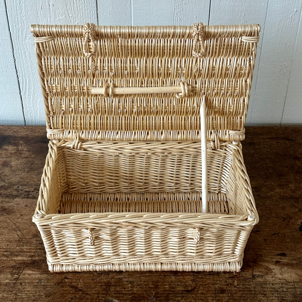 Medium White Wicker Needlework Basket