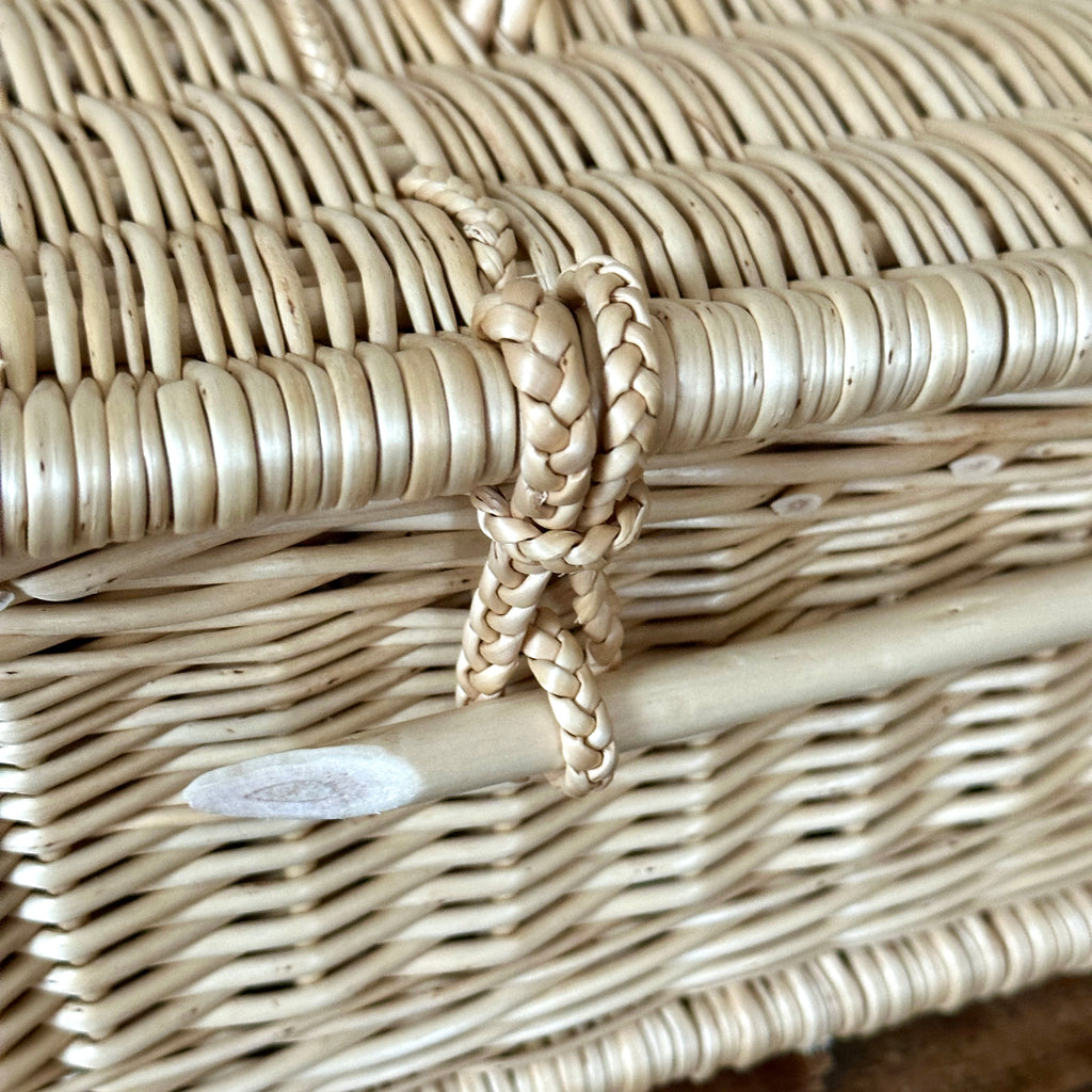 Medium White Wicker Needlework Basket