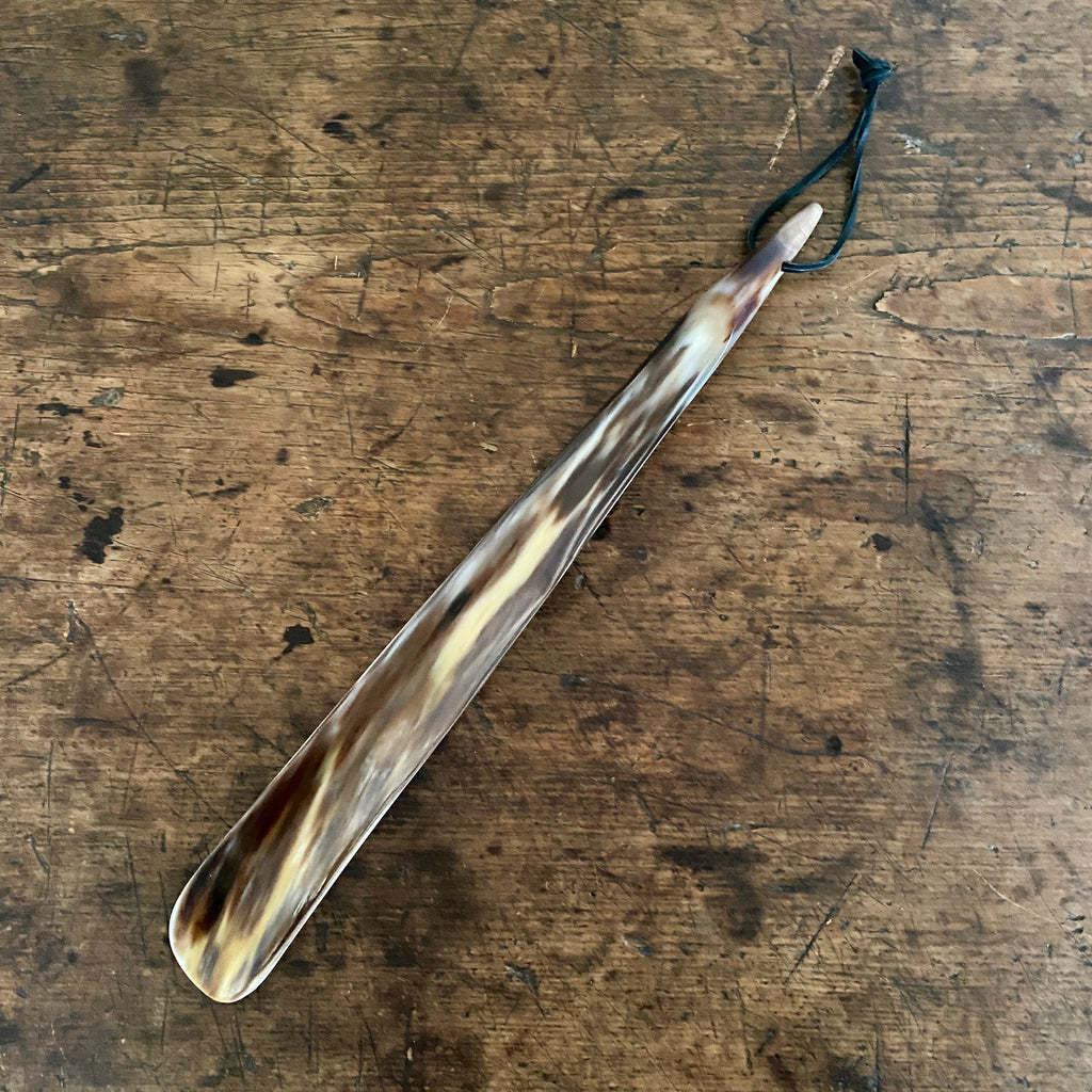 16-Inch Shoehorn With Tip End