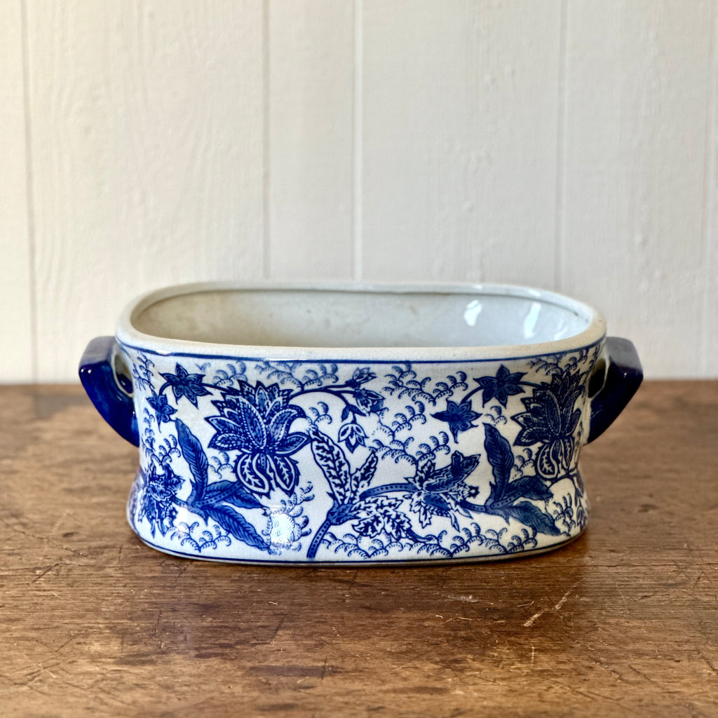 Small Chinese Porcelain Oval Cachepot with Leaves