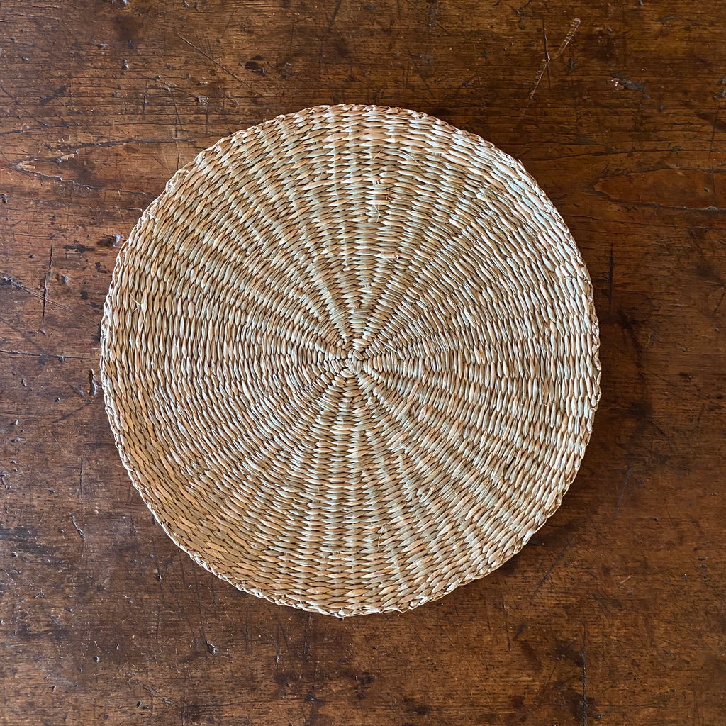 Set of Four Spiral Seagrass Placemats - Natural